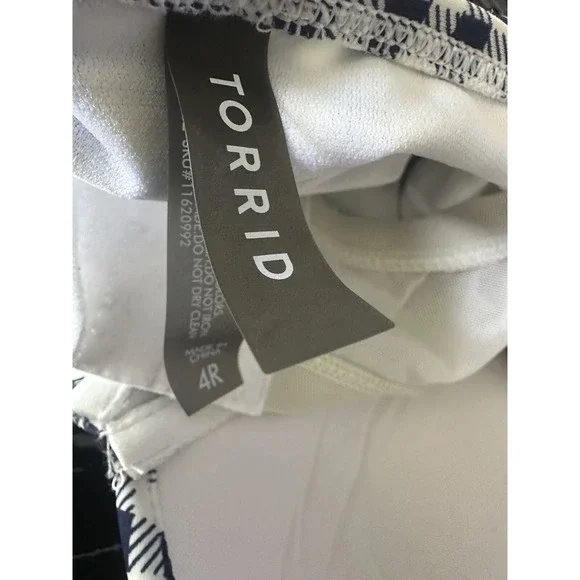 Torrid Navy Gingham Tie Front Wireless Ruched One-Piece Swimsuit Plus Size 4 4X - Picture 8 of 16